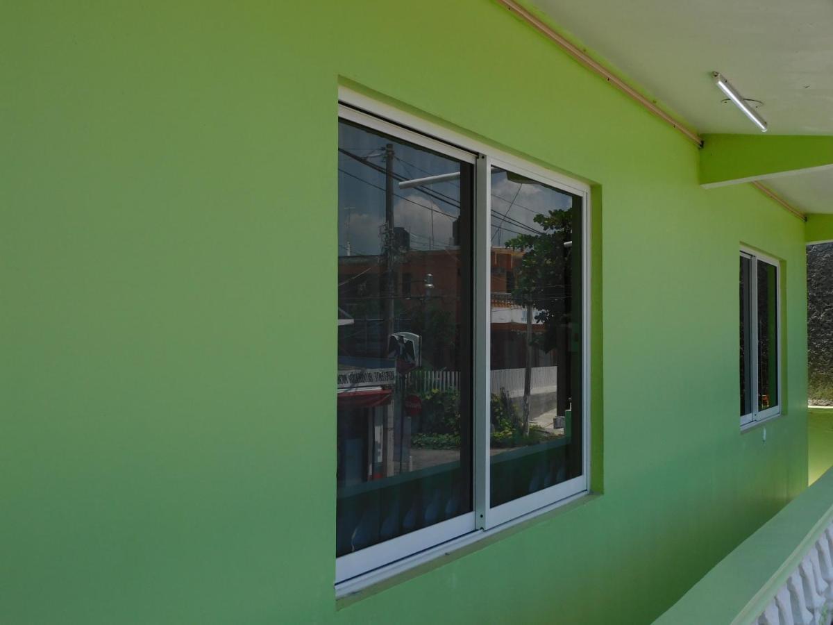Casa De Huespedes Yoli By Rotamundos Playa Chachalacas Exterior foto