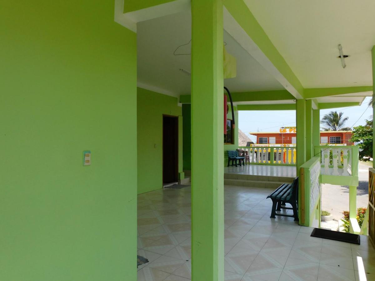 Casa De Huespedes Yoli By Rotamundos Playa Chachalacas Exterior foto