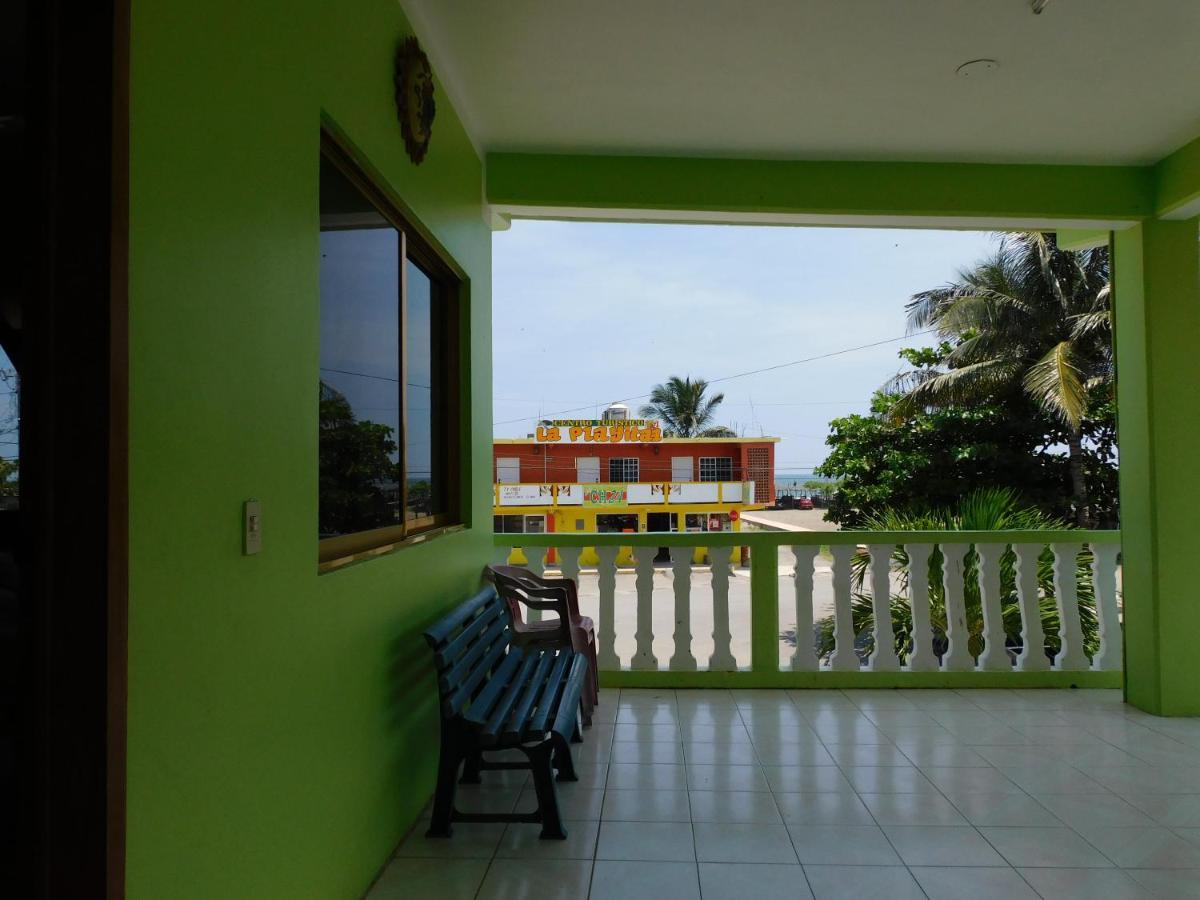 Casa De Huespedes Yoli By Rotamundos Playa Chachalacas Exterior foto